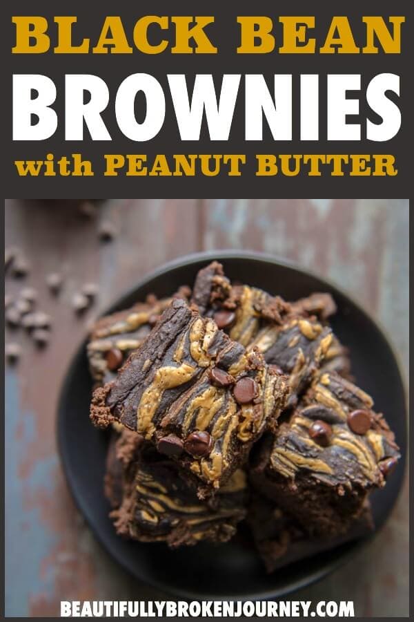 The best healthy brownie I've ever had... Black Bean Brownies with Peanut Butter are easy, flourless and guilt free! #blackbeans #brownies #blackbeanbrownies #healthybrownies #dessert #flourlessbrownies