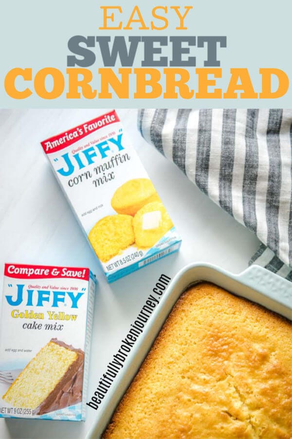 If you need an easy cornbread recipe this Easy Sweet Cornbread is a perfect addition to your favorite chili! #cornbread #easycornbread